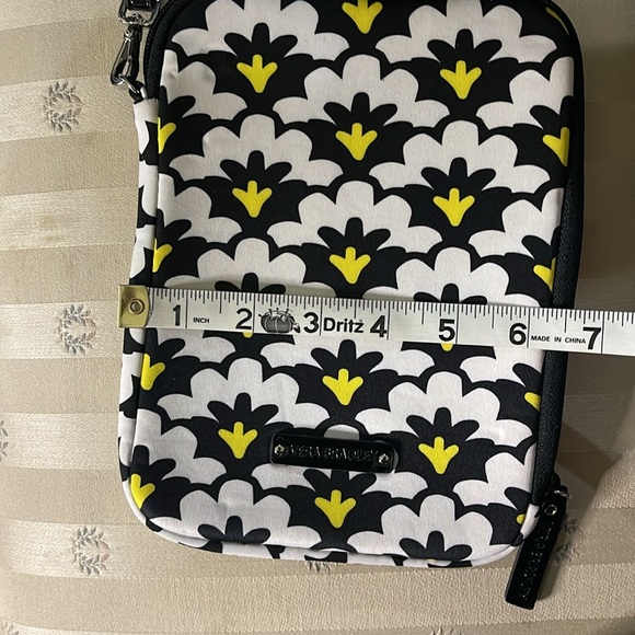 Vera Bradley Padded Small Tablet Holder Etc NWOT - Picture 6 of 6